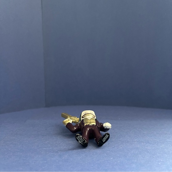 DC Suicide Squad Metals The Joker Action Figure - Picture 3 of 3